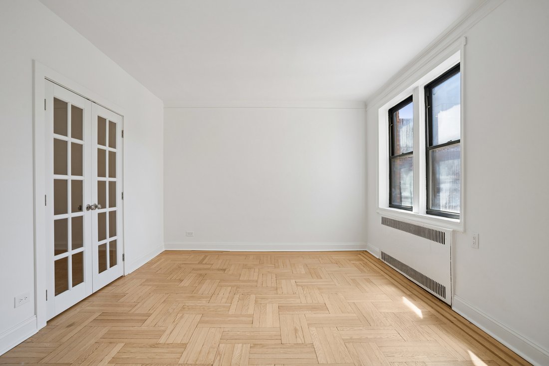 Co Op in New York, New York, United States 5 - 18047147