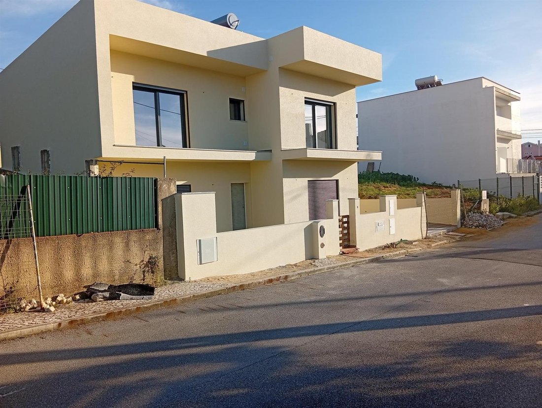 House in Charneca de Caparica e Sobreda, Setubal, Portugal 4 - 17245914