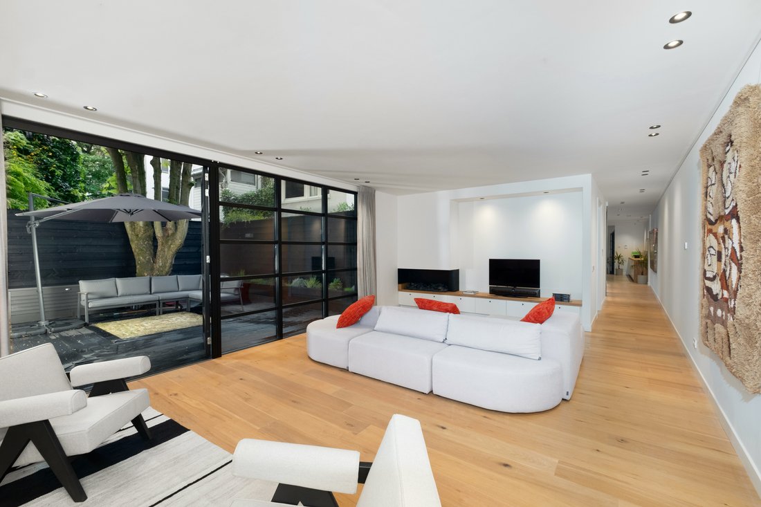 Apartment in Amsterdam, North Holland, Netherlands 2 - 17946265