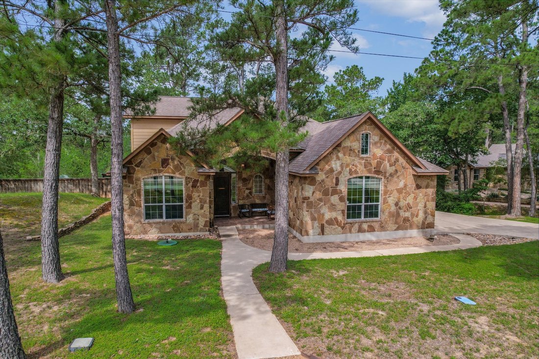 House in Bastrop, Texas, United States 2 - 18048980