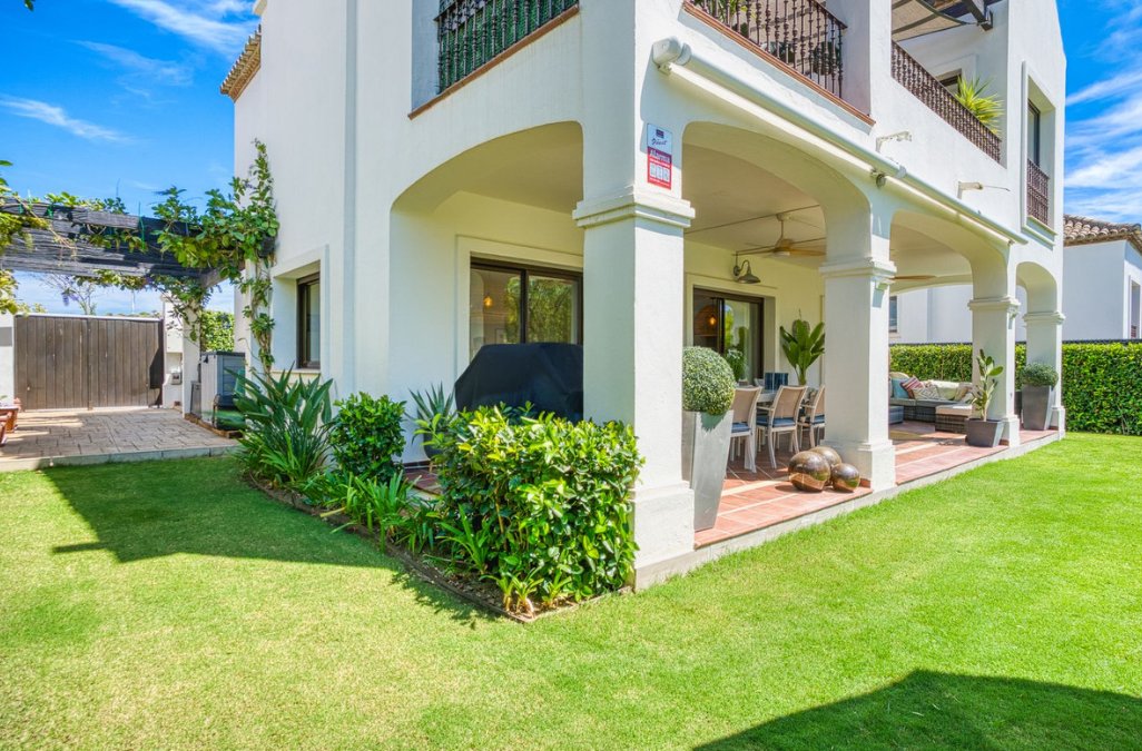 Villa in Estepona, Andalusia, Spain 5 - 18045027