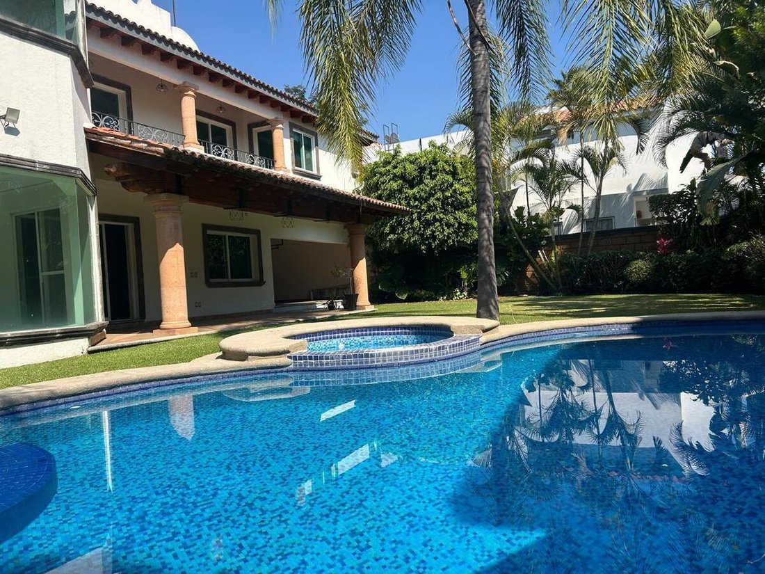 House in Cuernavaca, Morelos, Mexico 1 - 18048572