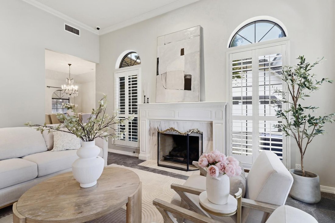 House in Elk Grove, California, United States 3 - 18049208