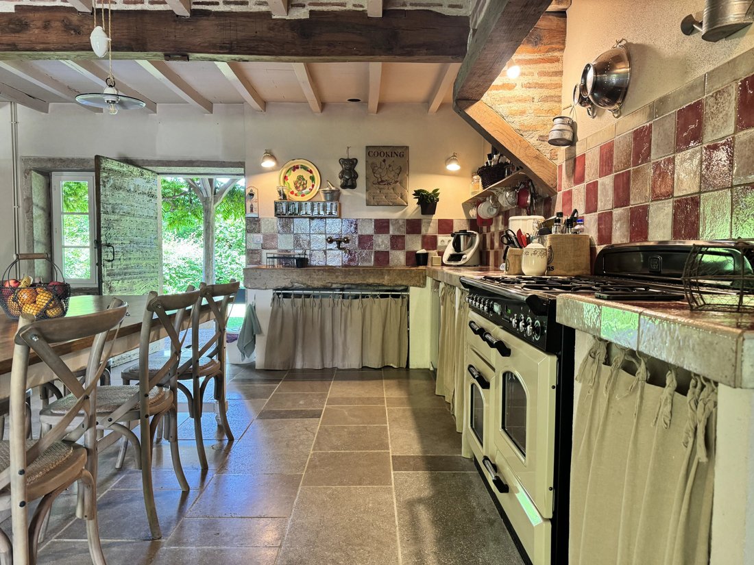 Farm Ranch in Chateaurenaud, Louhans-Châteaurenaud, France 5 - 18047121