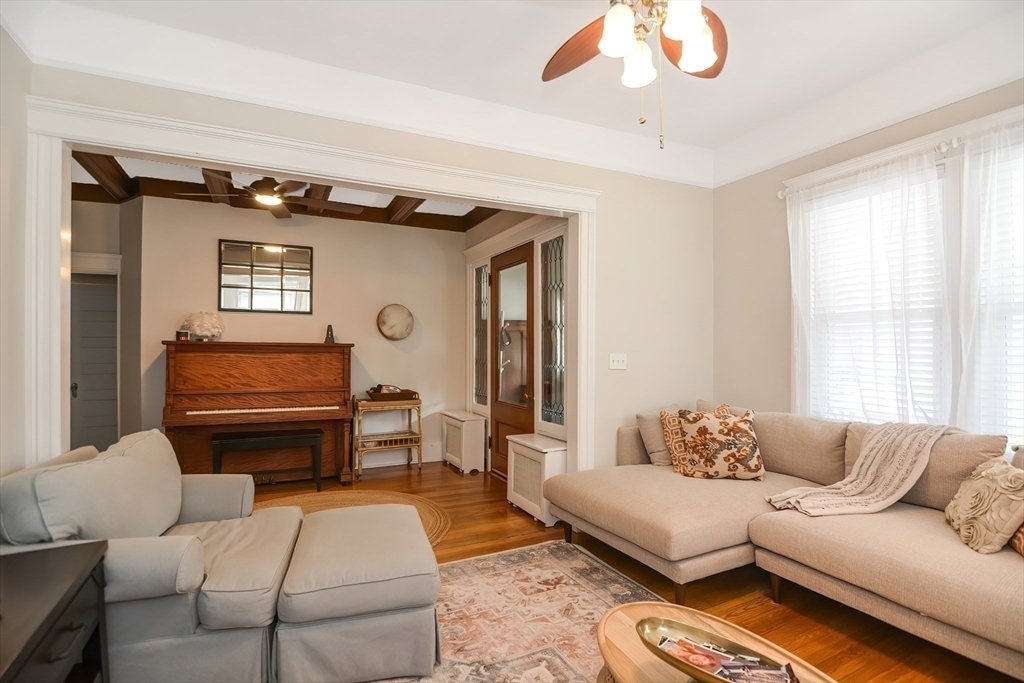 House in Lynn, Massachusetts, United States 4 - 18049655