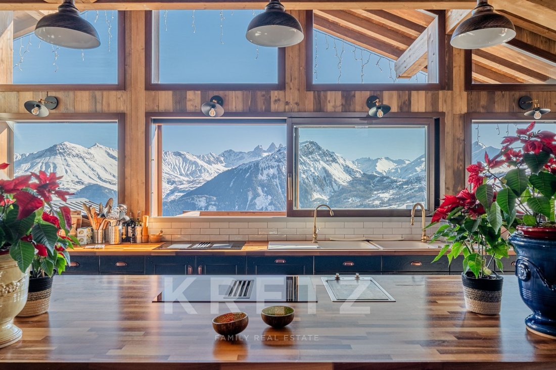 Chalet in Fontcouverte-la-Toussuire, Auvergne-Rhône-Alpes, France 2 - 18042754