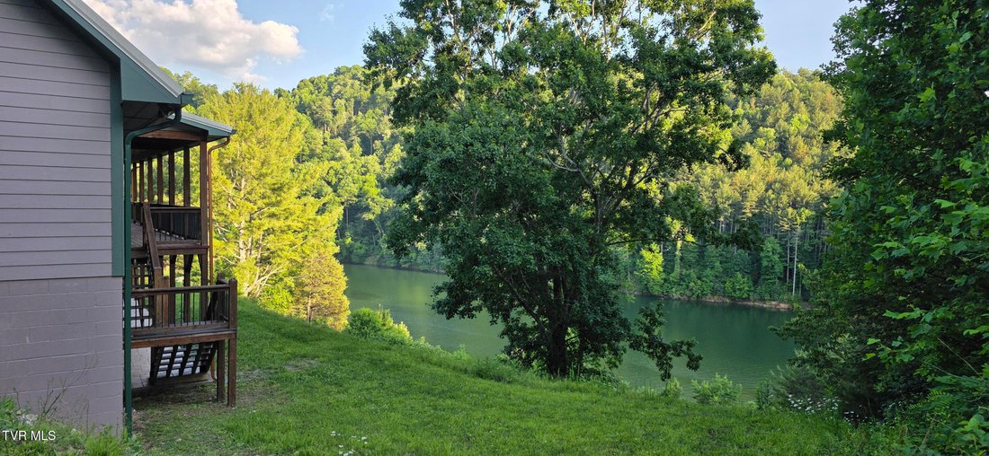 House in Mountain City, Tennessee, United States 4 - 18046744