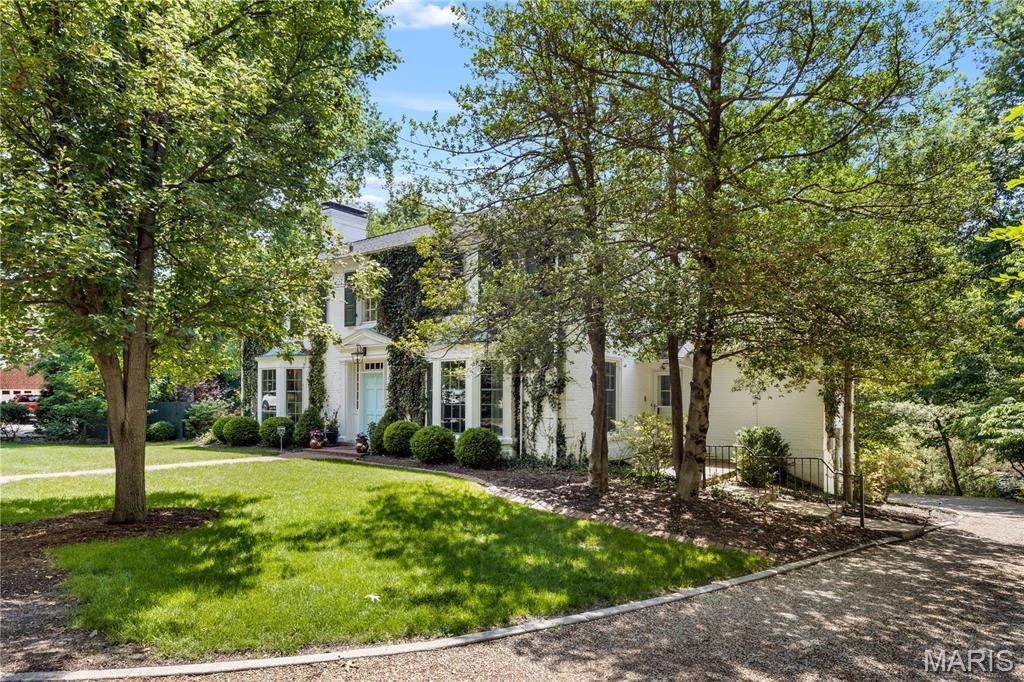 House in Alton, Illinois, United States 3 - 18044280