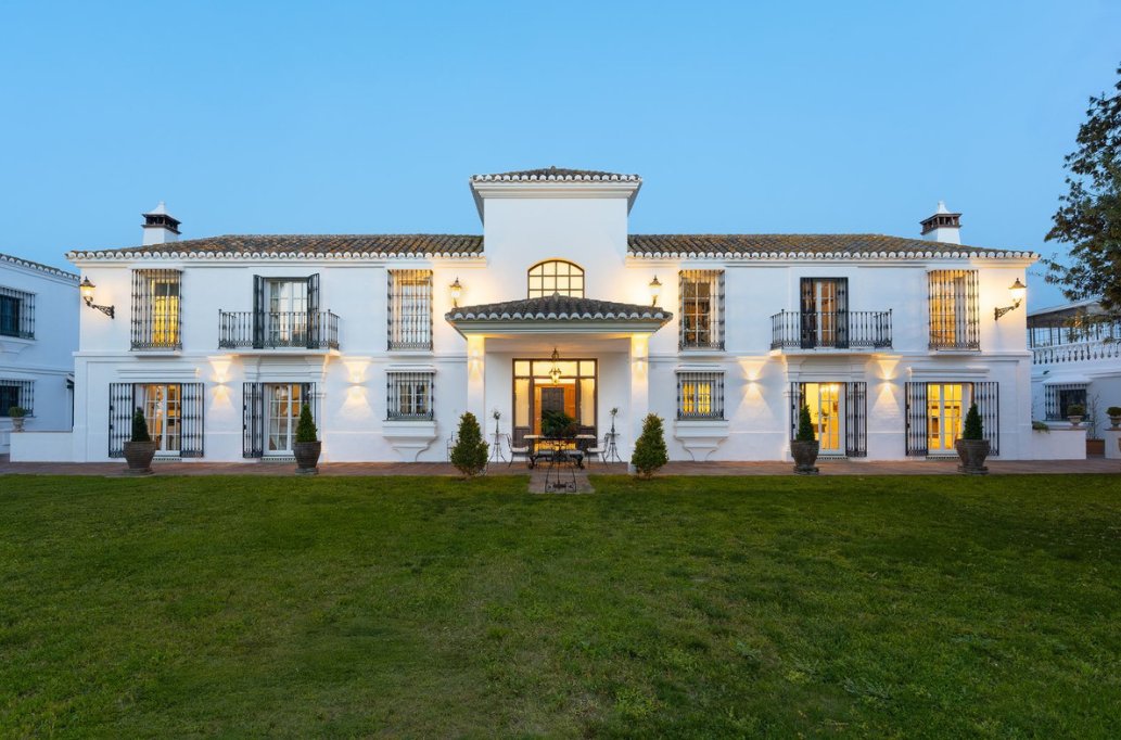 Villa in Marbella, Andalusia, Spain 4 - 18045025