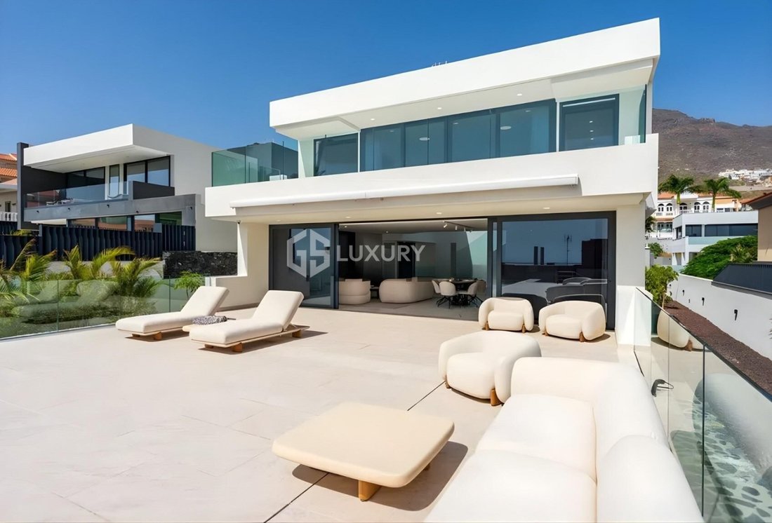 House in Costa Adeje, Adeje, Canary Islands 2 - 18044548