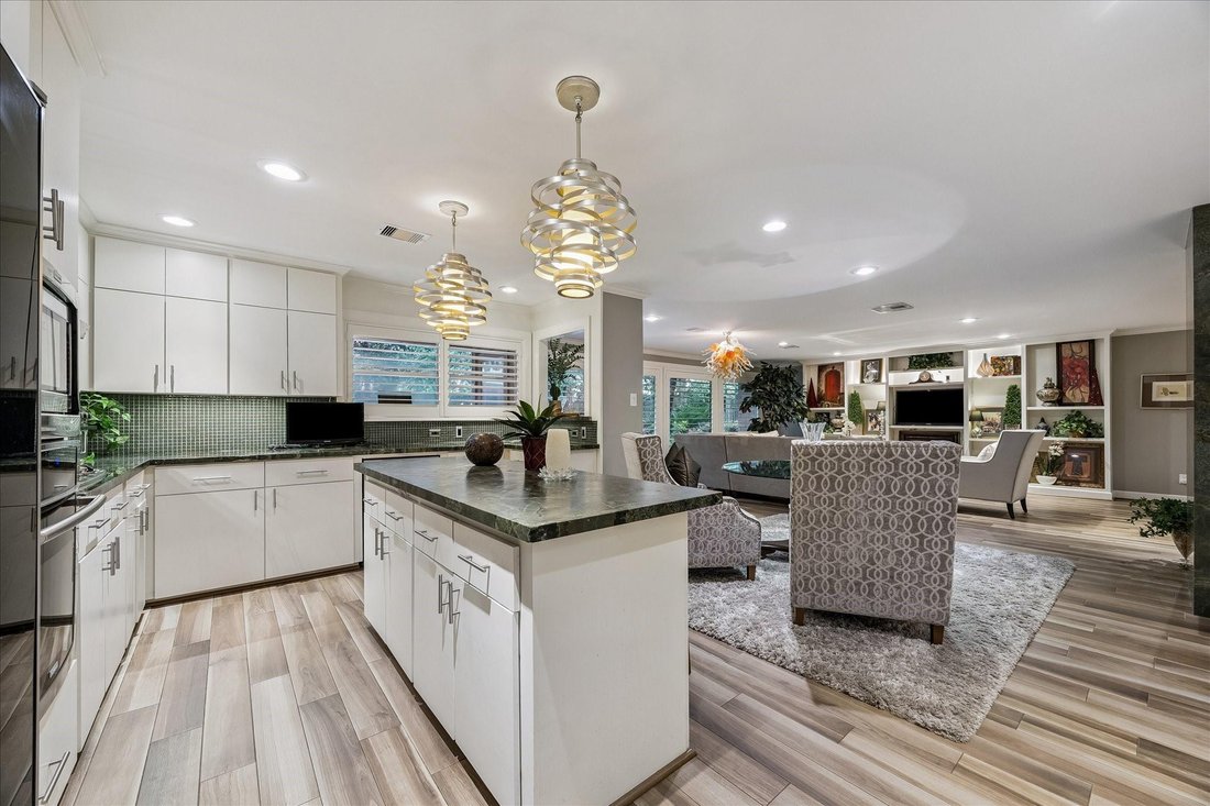 House in Houston, Texas, United States 3 - 18041782