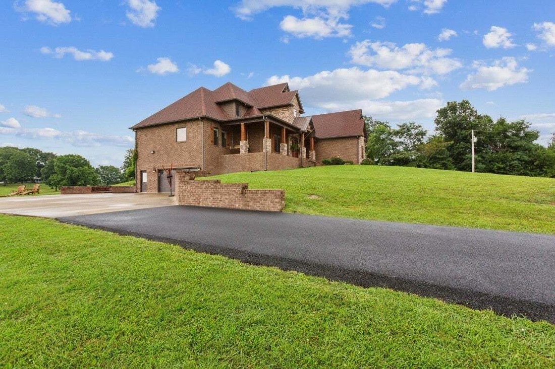 House in Westmoreland, Tennessee, United States 4 - 18048877