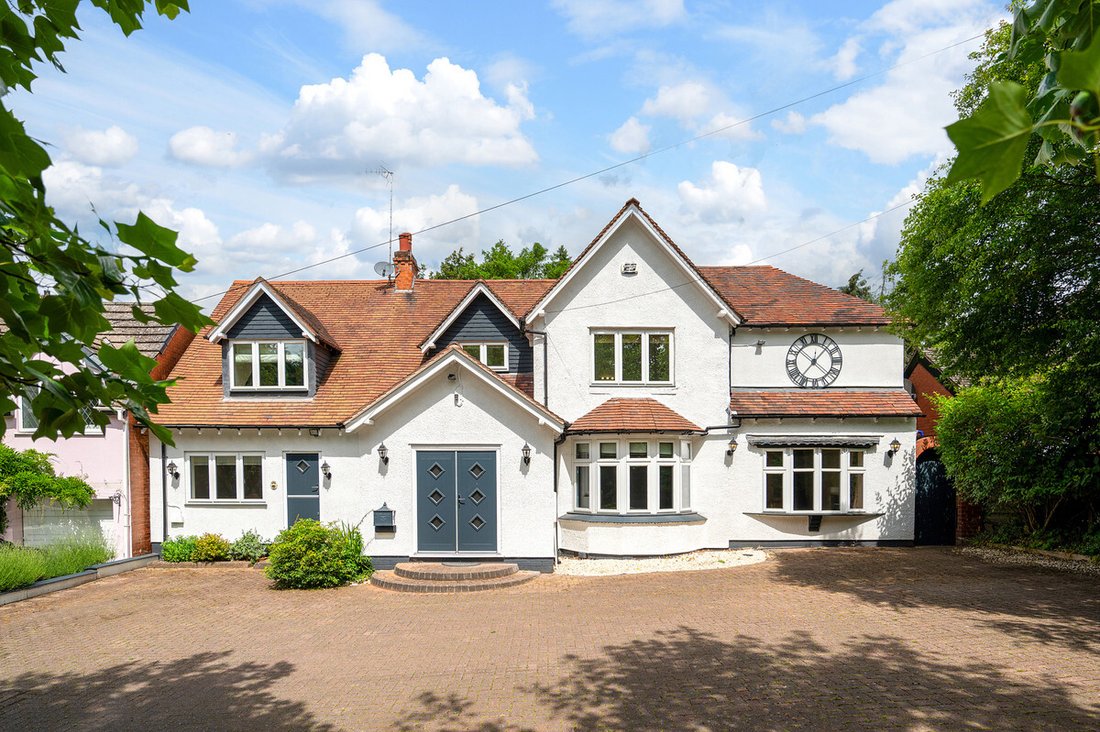House in Bromsgrove, England 1 - 18044618