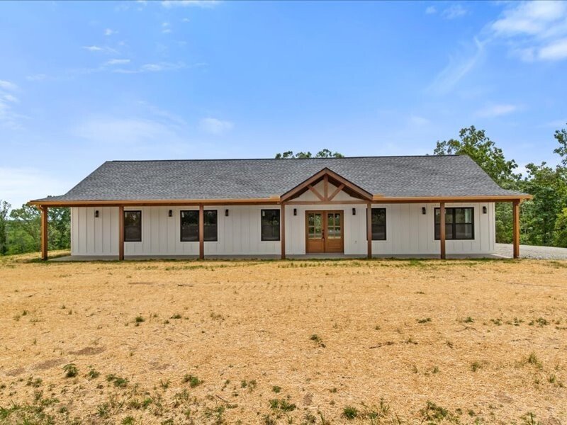 House in Hohenwald, Tennessee, United States 1 - 18042329