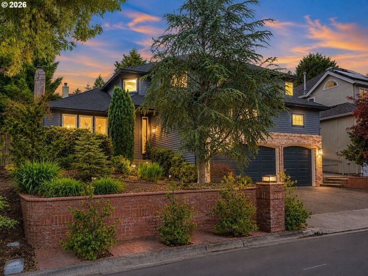 House in Lake Oswego, Oregon, United States 2 - 18049703