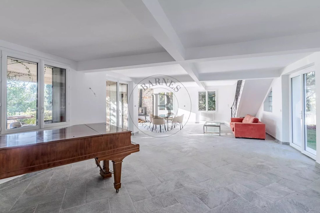 Villa in La Roquette-sur-Siagne, Provence-Alpes-Côte d'Azur, France 5 - 17039153