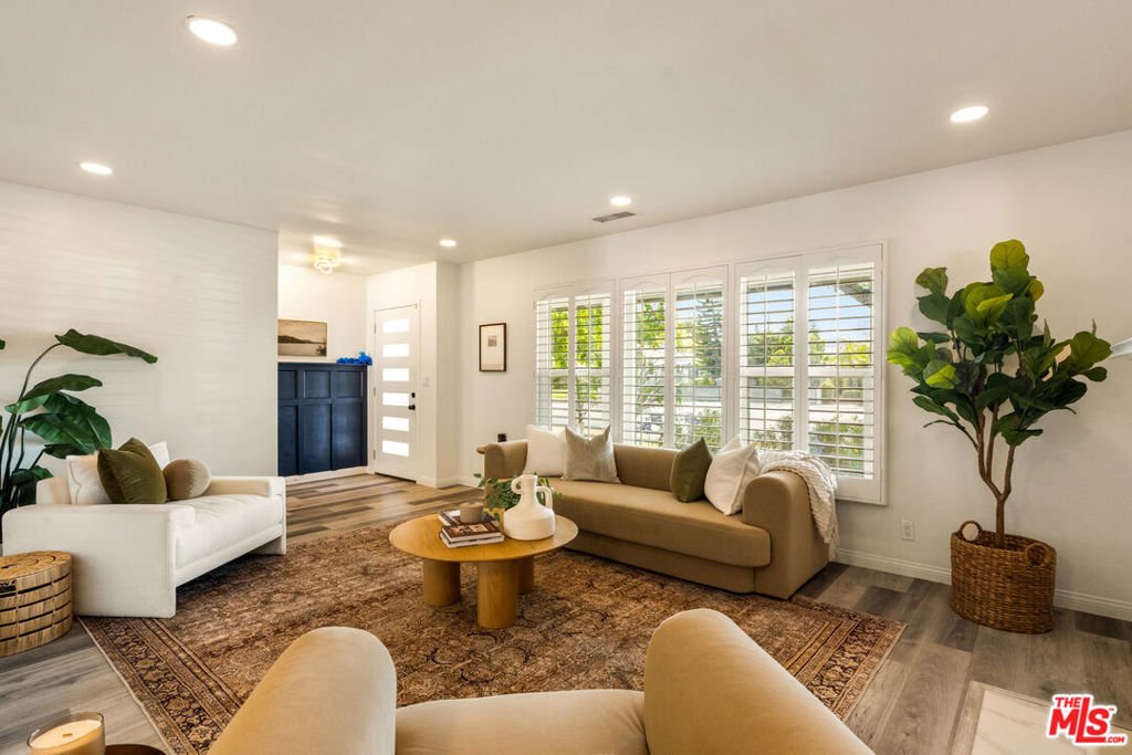 House in Burbank, California, United States 4 - 18040350