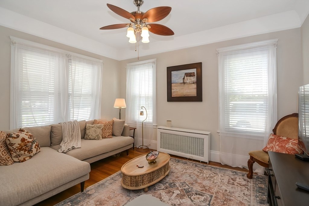 House in Lynn, Massachusetts, United States 5 - 18049655