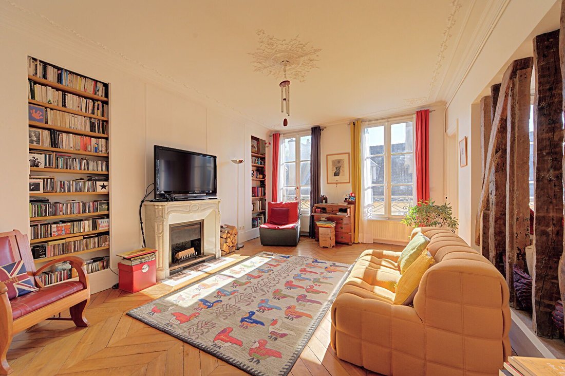 Apartment in Domaine National du Château, Versailles, France 1 - 18047033