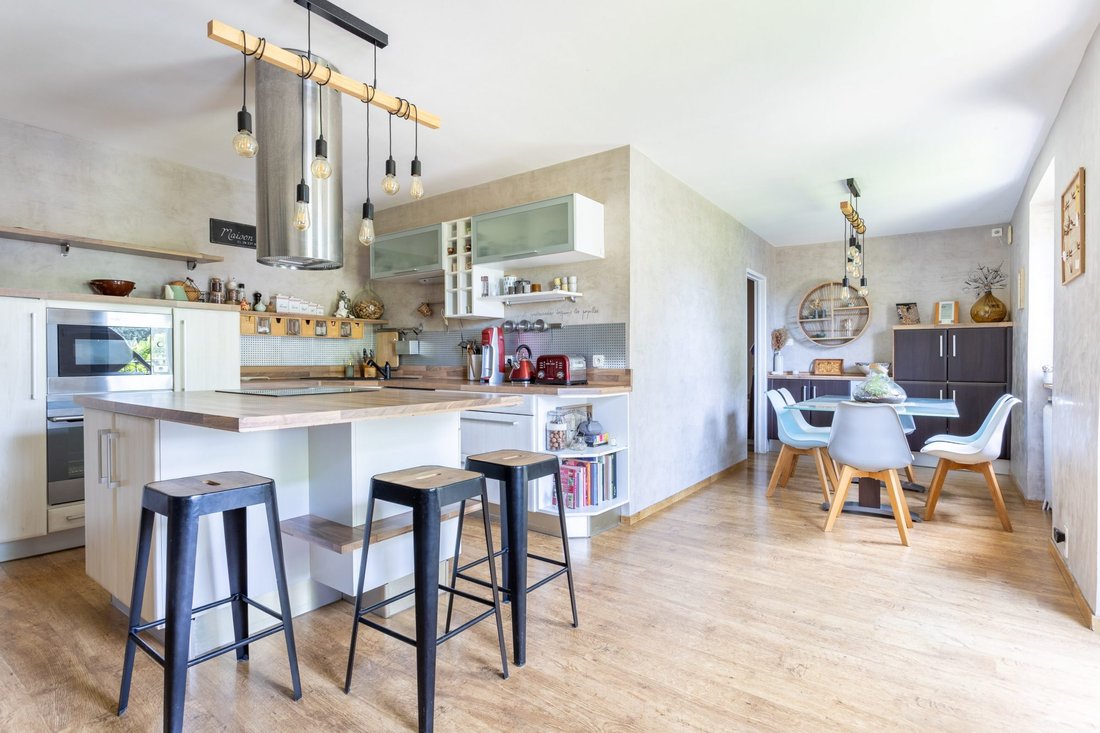 Villa in Arrondissement of Brioude, Auvergne-Rhône-Alpes, France 5 - 18043437