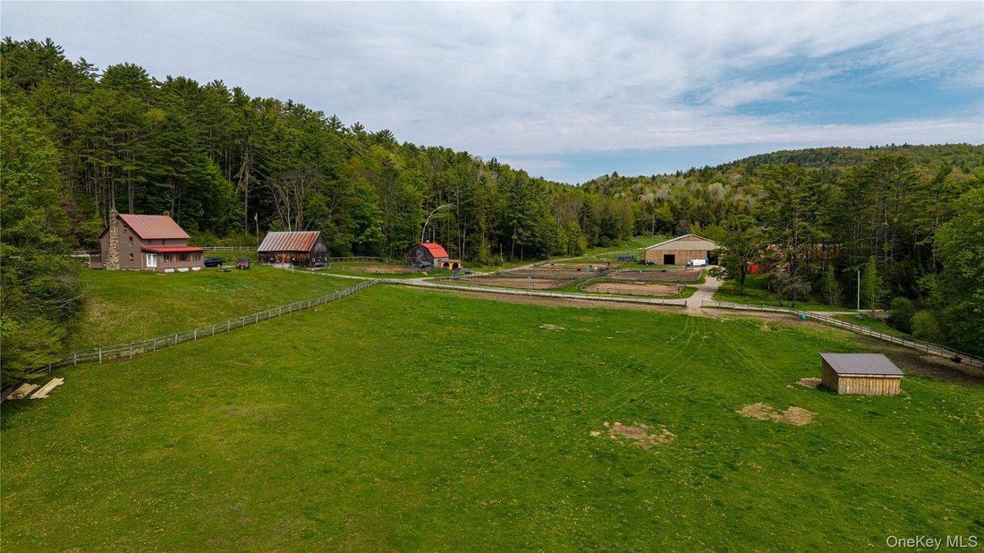 House in Warrensburg, New York, United States 3 - 18043192
