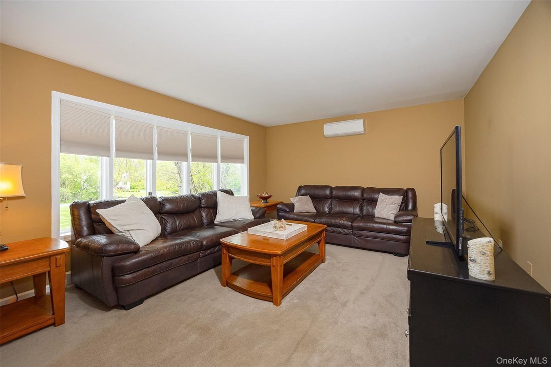 House in Wappingers Falls, New York, United States 4 - 17956482