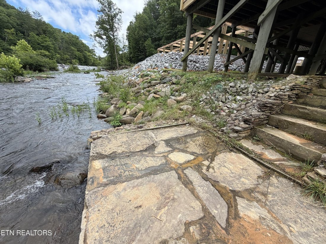 House in Tellico Plains, Tennessee, United States 2 - 18046691