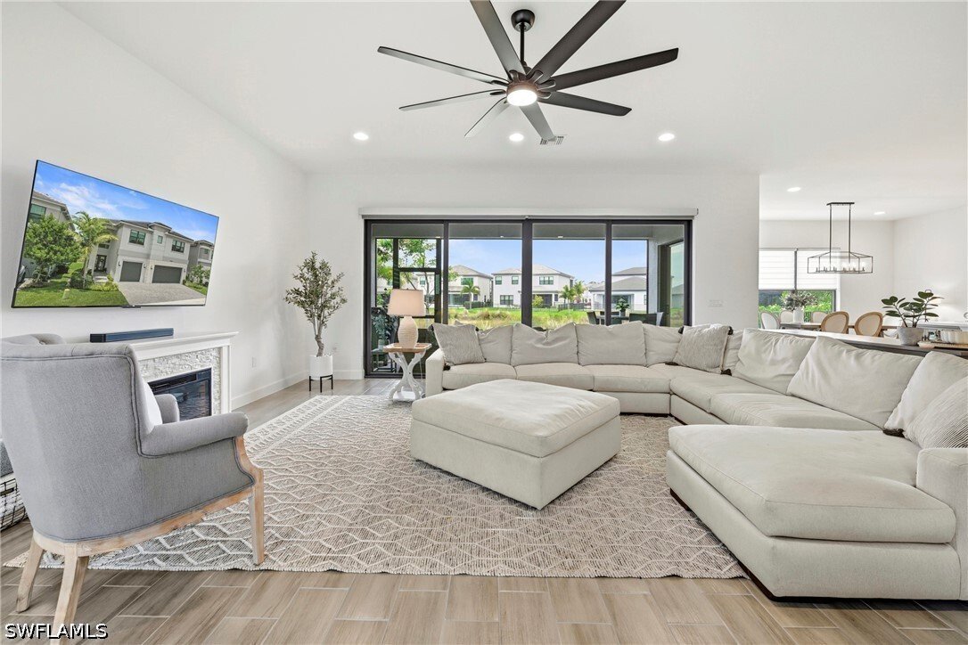 Casa en Estero, Florida, Estados Unidos 1 - 18046837