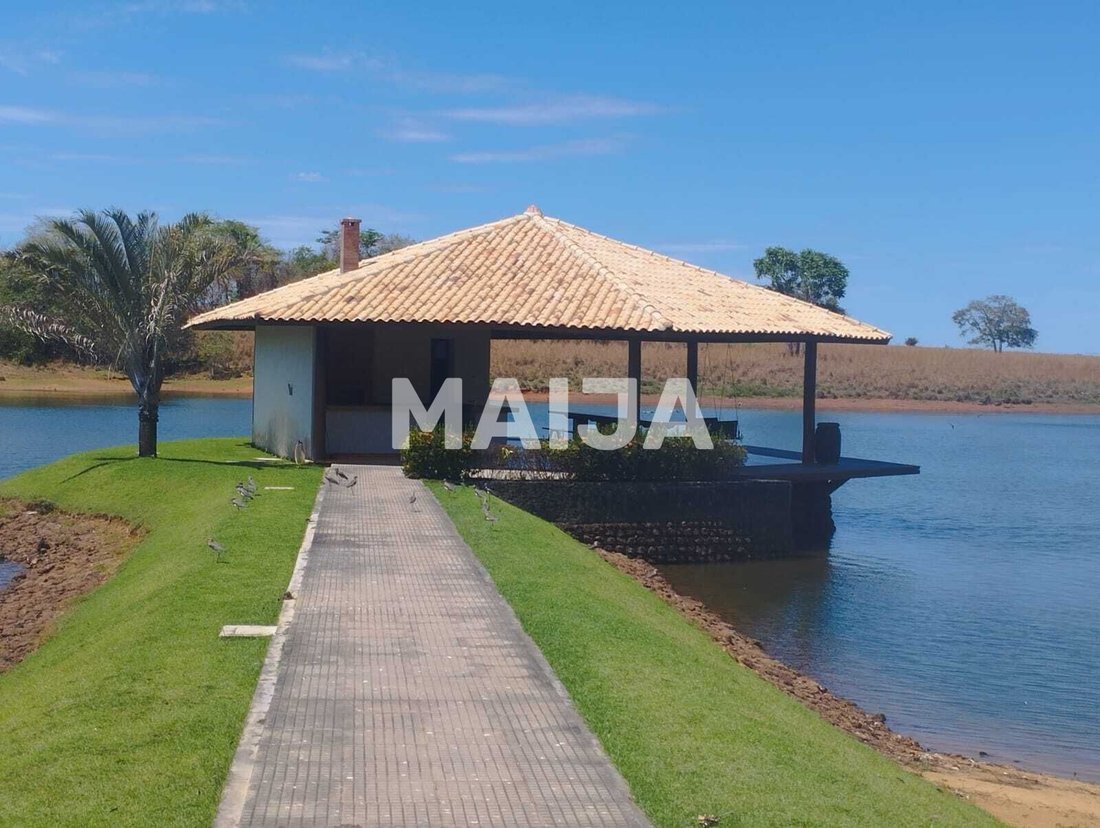Land in Formosa, Brazil 4 - 18048123