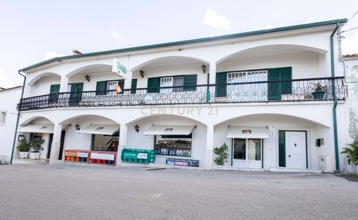 House in Assentiz, Santarem District, Portugal 1