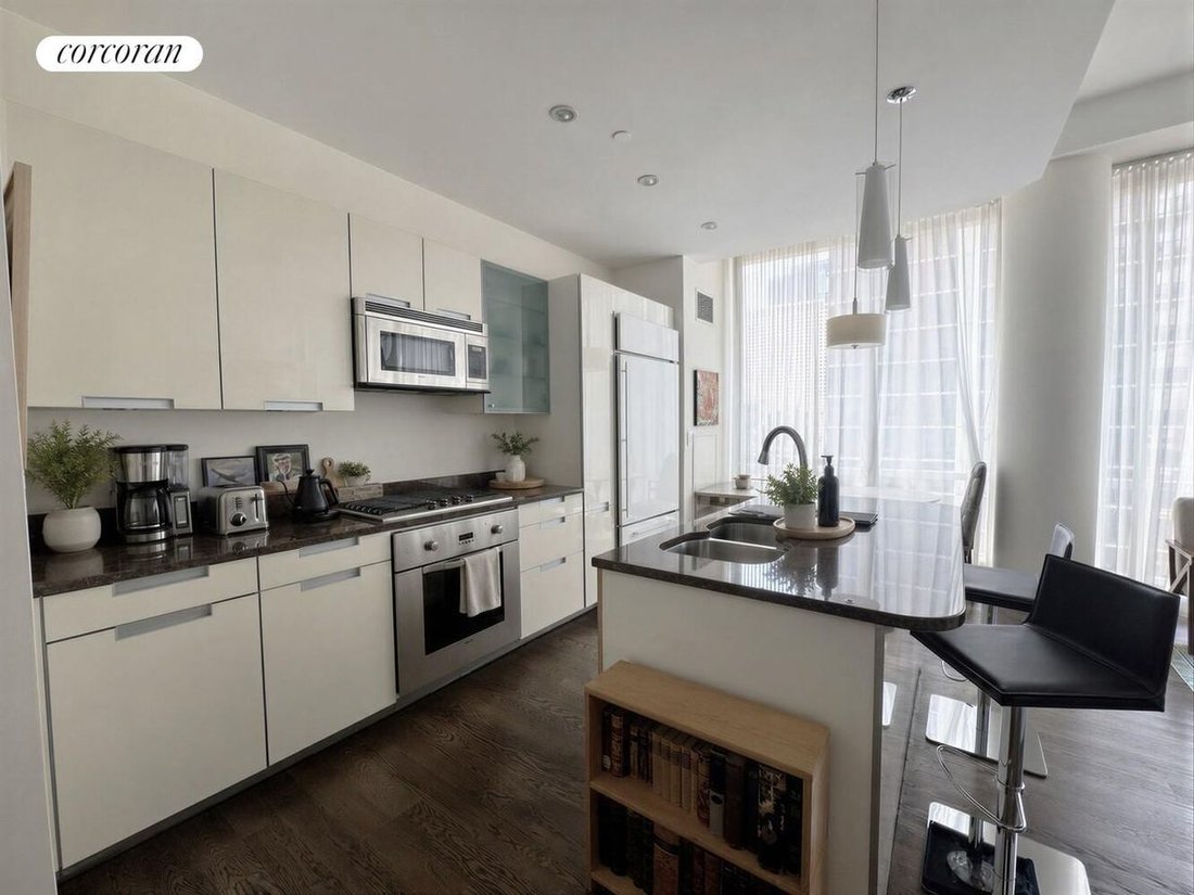 Condo in New York, New York, United States 4 - 17955312