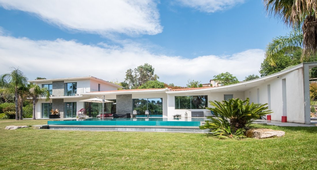 House in Sud, Roquefort-les-Pins, France 2 - 18042884
