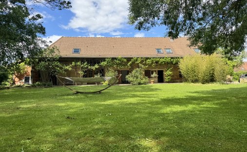 Farm Ranch in Chateaurenaud, Louhans-Châteaurenaud, France 1