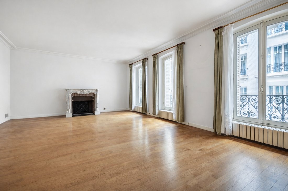 Apartment in République - Saint Ambroise, Paris, Ile-de-France 1 - 18048923