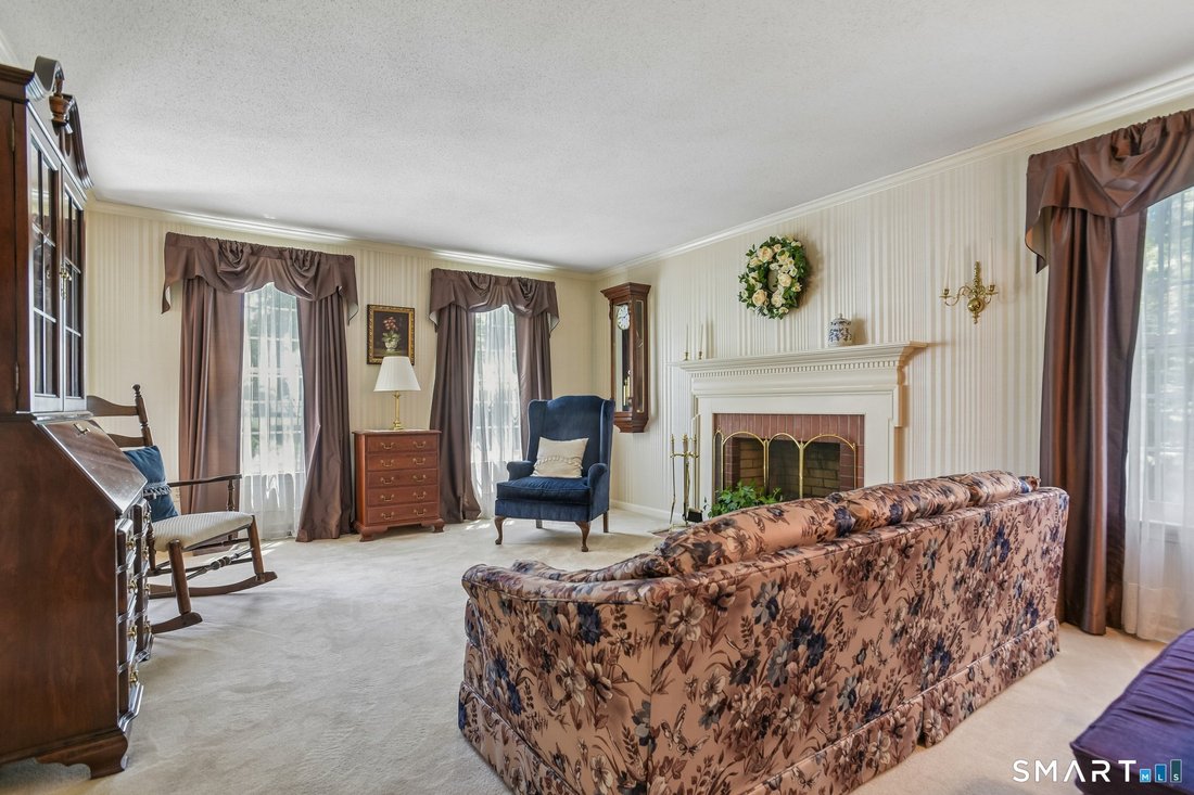 House in Cheshire, Connecticut, United States 5 - 18048749