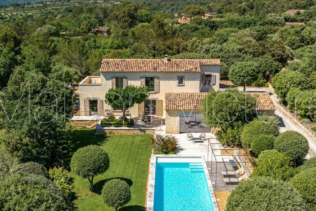 House in Gordes, Provence-Alpes-Côte d'Azur, France 1 - 18048899