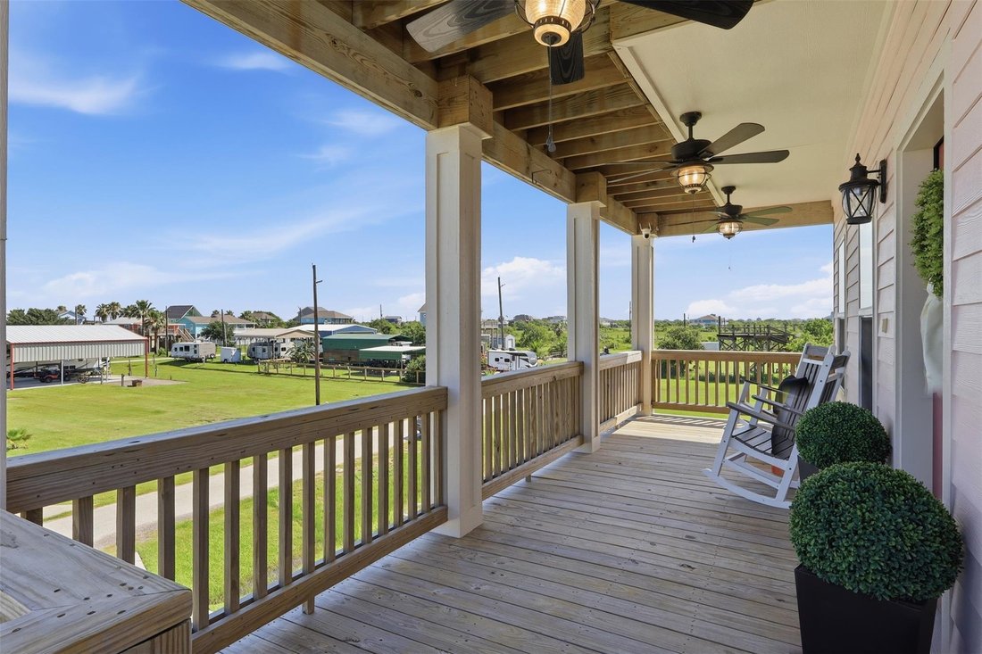 House in Bolivar Peninsula, Texas, United States 3 - 18044200