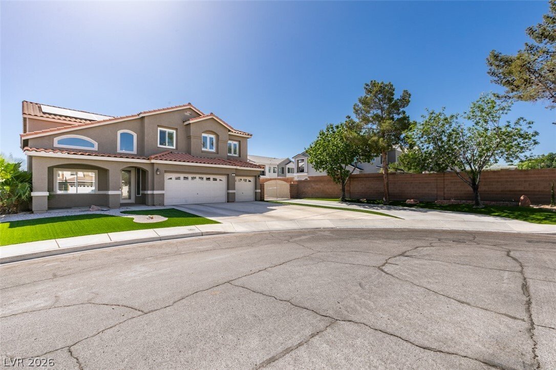 House in Henderson, Nevada, United States 3 - 18048108