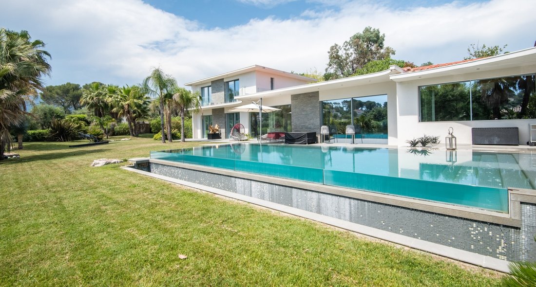 House in Sud, Roquefort-les-Pins, France 3 - 18042884