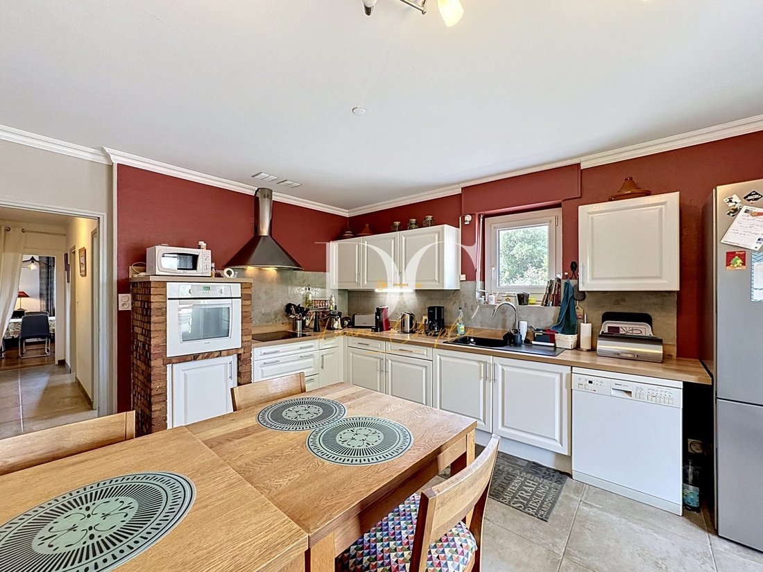House in Ouest, Entraigues-sur-la-Sorgue, France 4 - 18052425