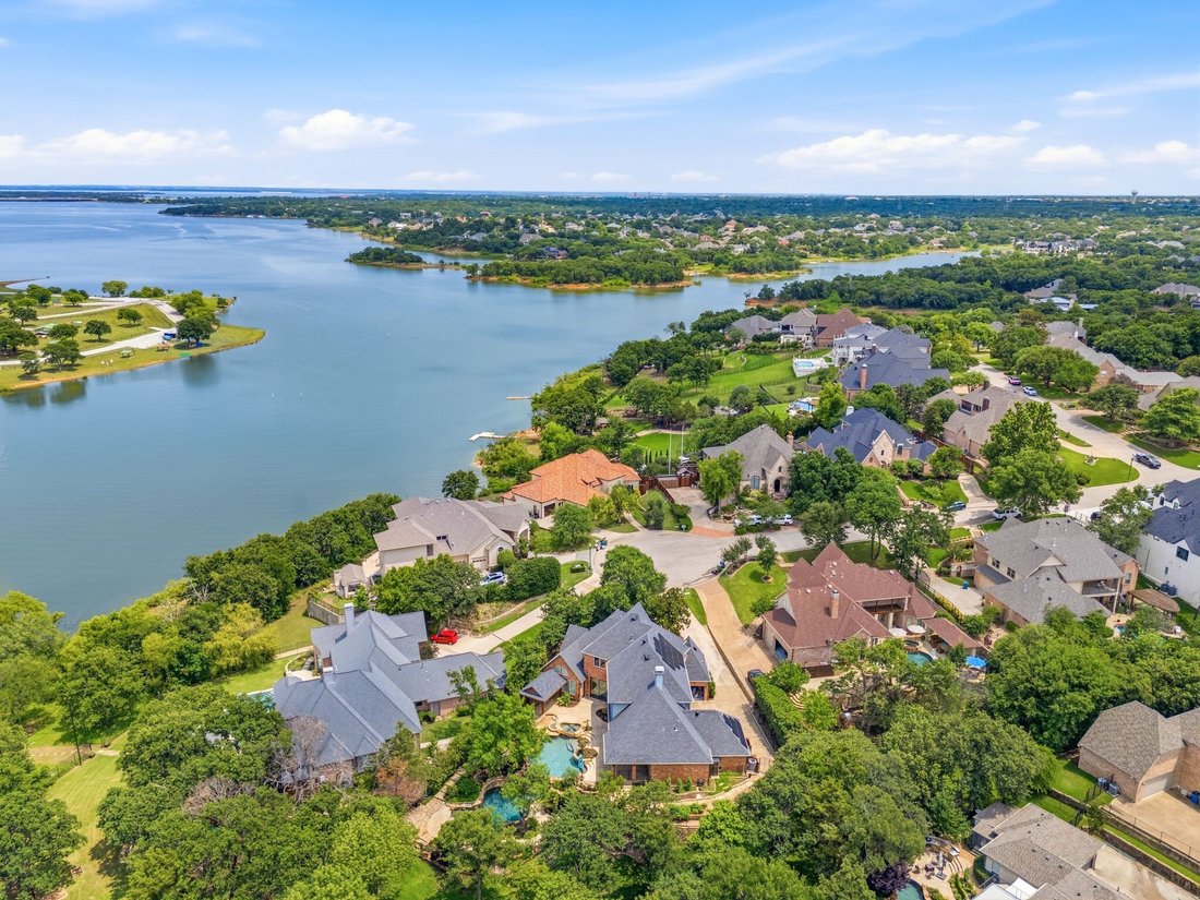 House in Lewisville, Texas, United States 1 - 18045429