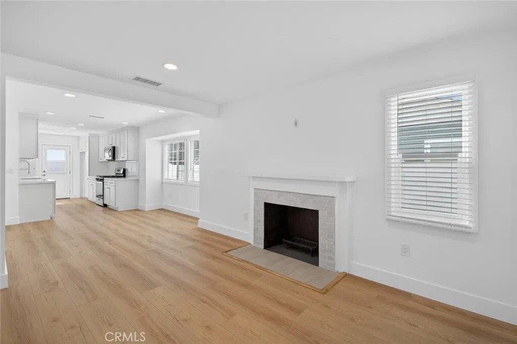 House in Tustin, California, United States 3 - 17628259