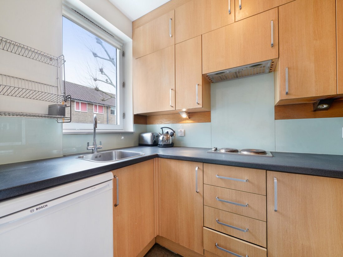 Apartment in World's End, Kensington And Chelsea, England 2 - 18042765