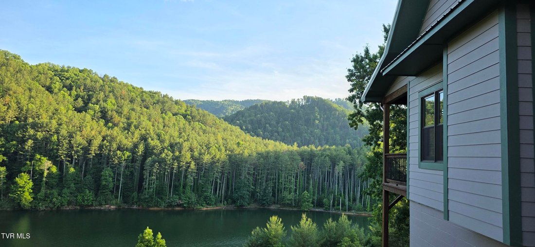 House in Mountain City, Tennessee, United States 3 - 18046744