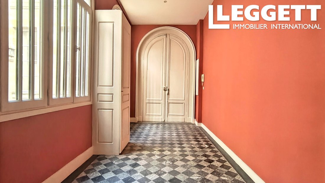 Apartment in Hôtel de Ville-Quinconce-Saint Seurin-Fondaudège, Bordeaux, France 1 - 17083120