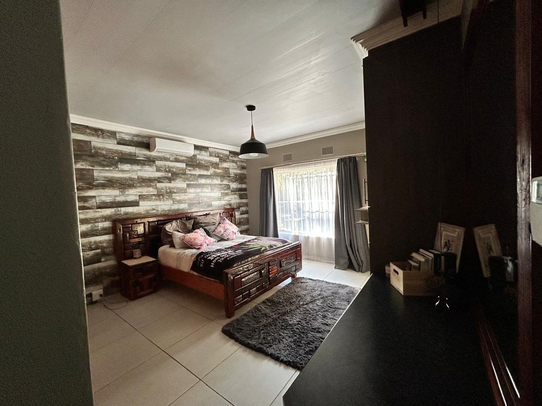 House in Meyerton Ext 6, Vaal Marina, South Africa 4 - 18046657