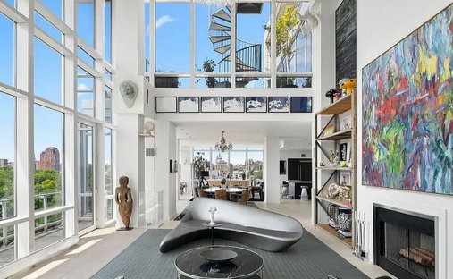 House in New York, New York, United States 1