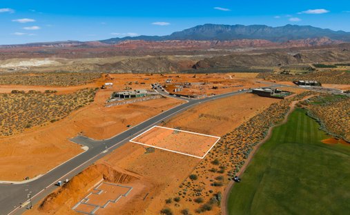 Land in Hurricane, Utah, United States 1