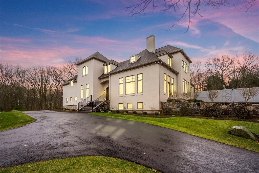 House in Dedham, Massachusetts, United States 2 - 18050953