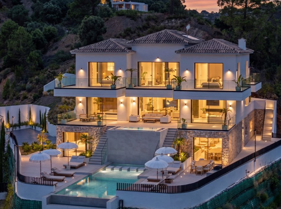 Villa in Marbella, Andalusia, Spain 2 - 18045038